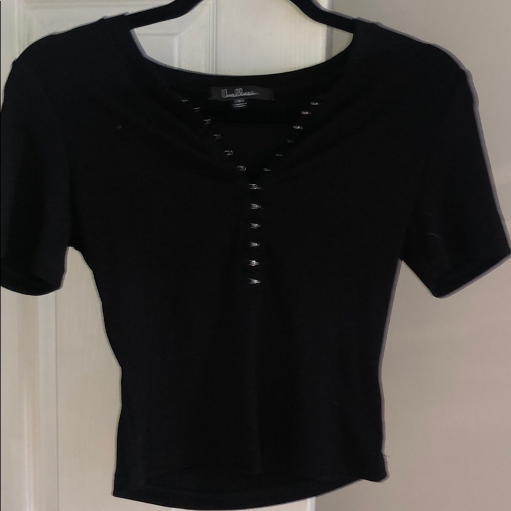Lulu’s crop top